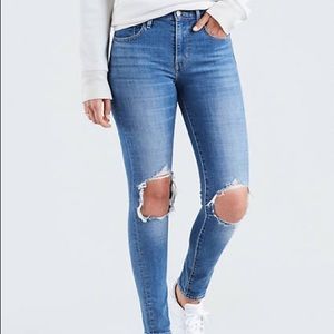 Levi’s 721 High Rise Skinny